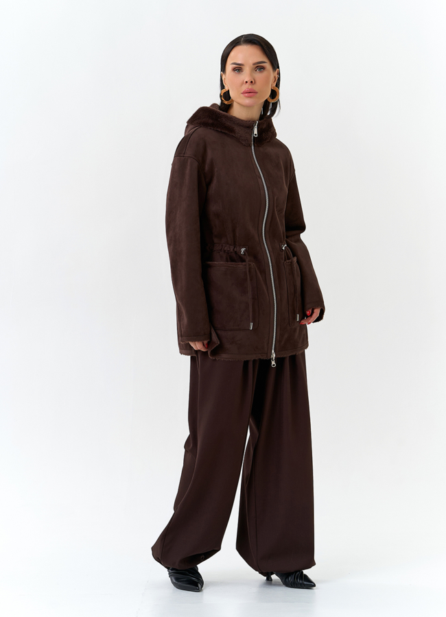 Двухсторонняя дубленка из эко замши с капюшоном модель № 32690 универмаг малина