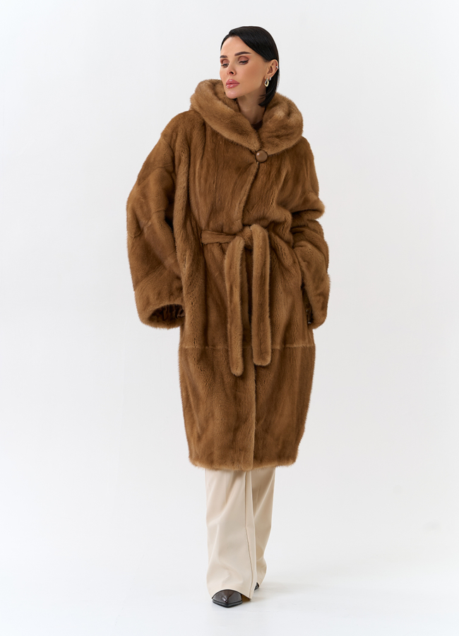 Шуба из меха норки с капюшоном модель № 32153 в кредит