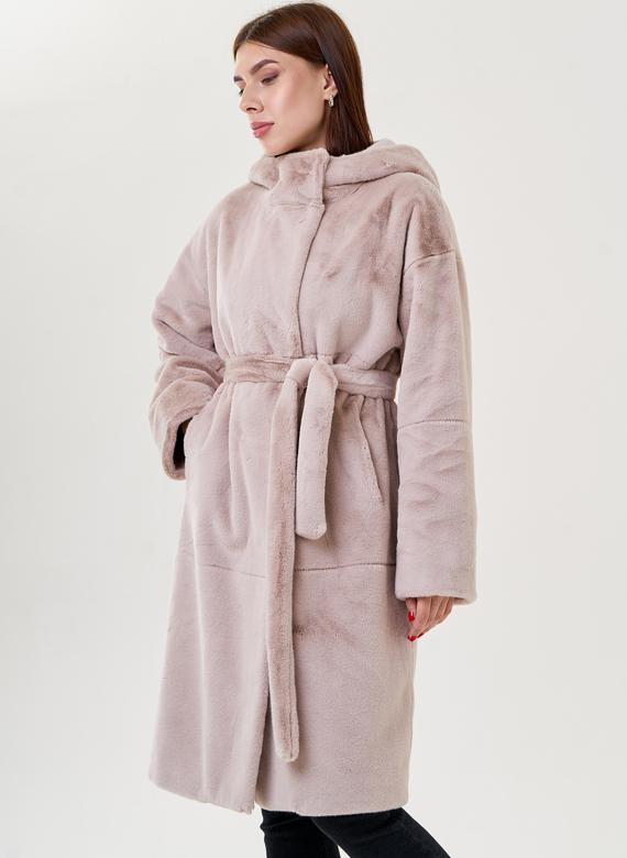 Пальто из искусственного меха