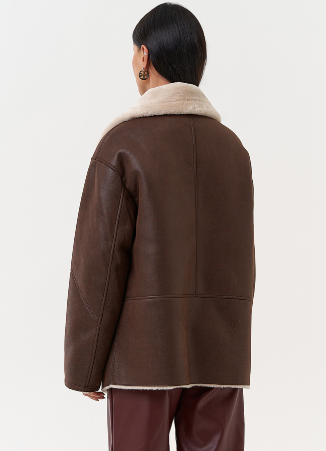 фото Женская дубленка из эко замши с воротником модель № 31285