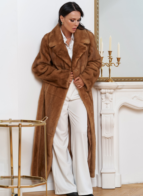 Женская длинная шуба из меха норки