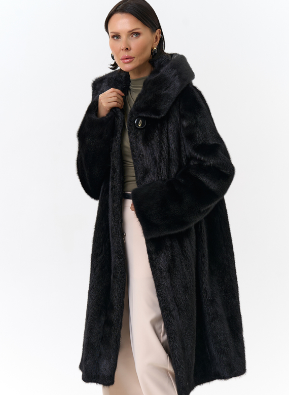 Черная норковая шуба с капюшоном