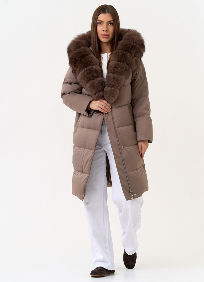 Женский пуховик с капюшоном из меха песца модель № 31449 универмаг малина