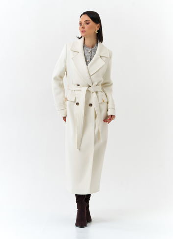 Женское пальто белого цвета