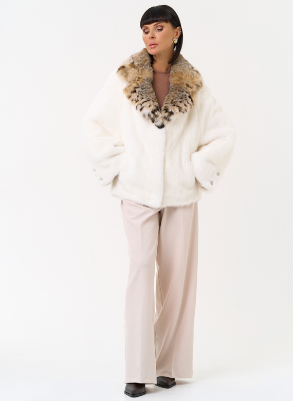 Куртка из меха норки с английским воротником из меха рыси