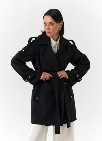 Женское укороченное пальто с английским воротником