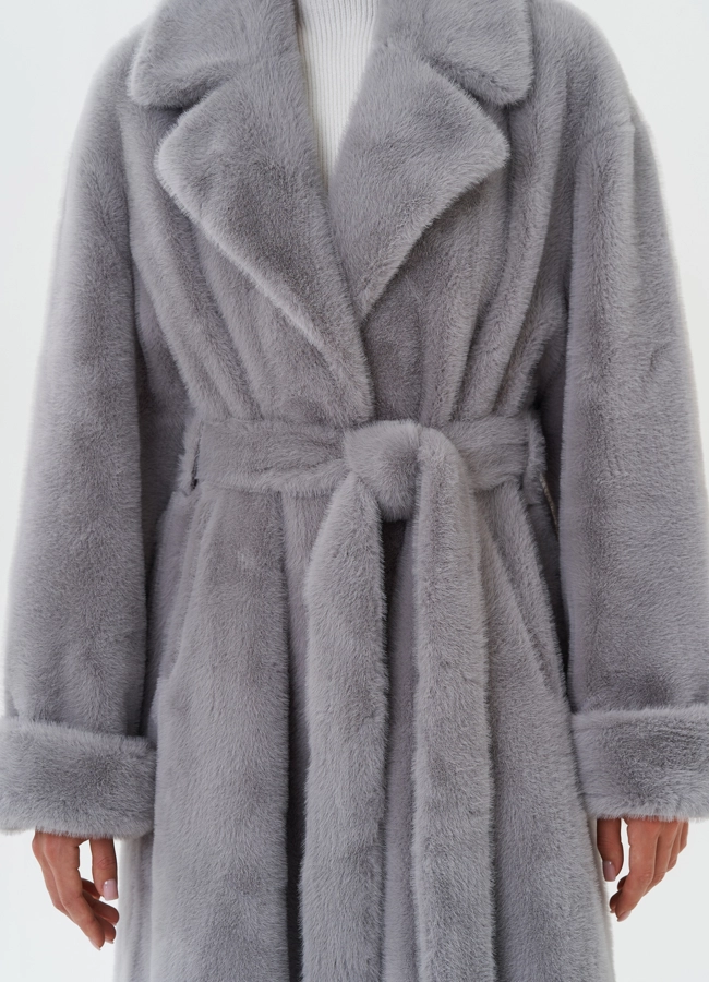 Пальто из эко меха с английским воротником модель № 27686 универмаг малина
